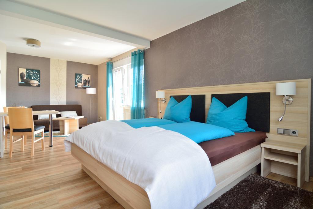 Hotel-Restaurant-Weingut Kapellenhof คล็อตเทน ห้อง รูปภาพ