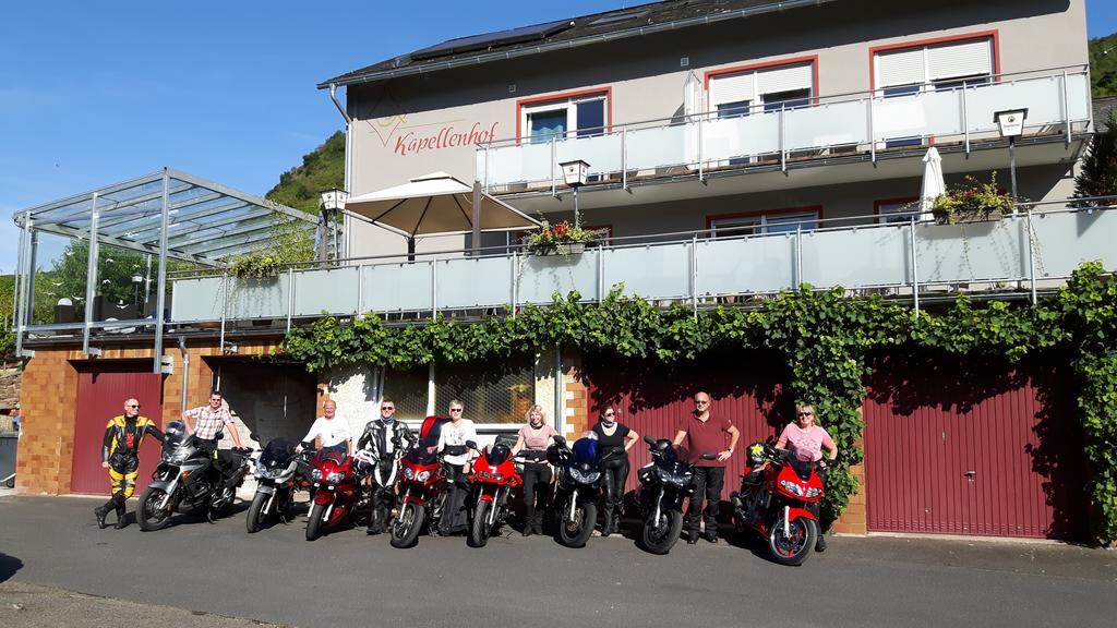 Hotel-Restaurant-Weingut Kapellenhof คล็อตเทน ภายนอก รูปภาพ